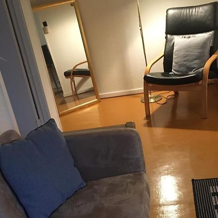 Roligt Centralt Beliggende Lejlighed I Tórshavn Exterior foto